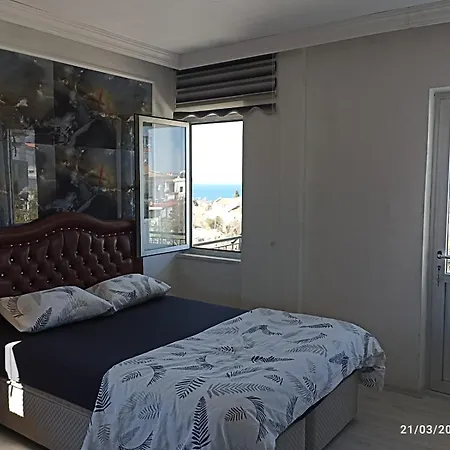 Kadinlar Denizi Plajinda Full Deniz Manzarali * Kuşadası